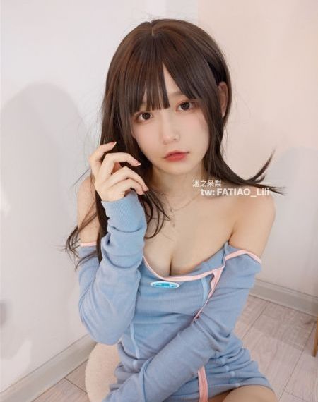 《相亲对象是自己的学生》